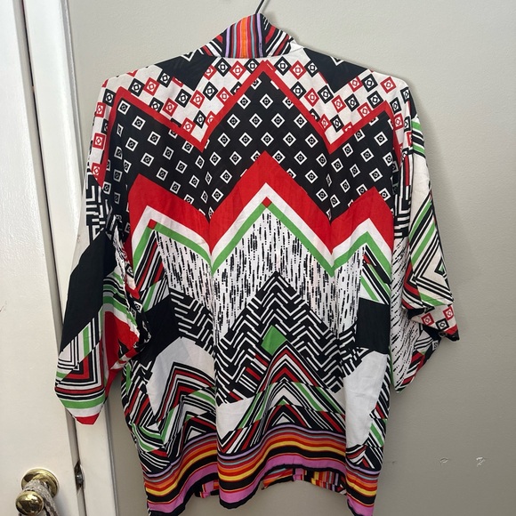 Colorful Geometric Patterned Top - Picture 2 of 5